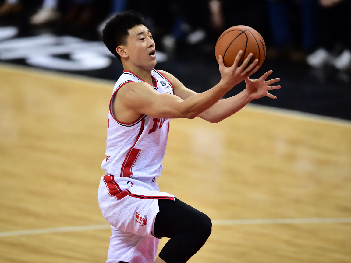 NBA篮球比赛精彩瞬间展示